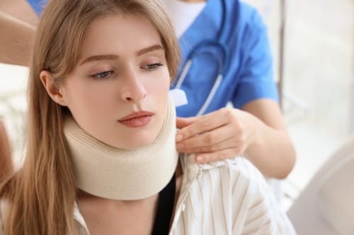 Guler cervical moale vs. rigid: cum alegi nivelul potrivit de susținere?