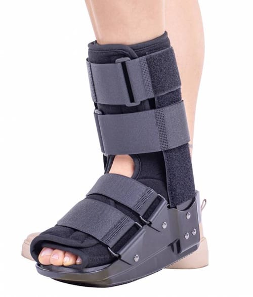 SHORT REGULAR WALKER Orteză de gleznă fixă M