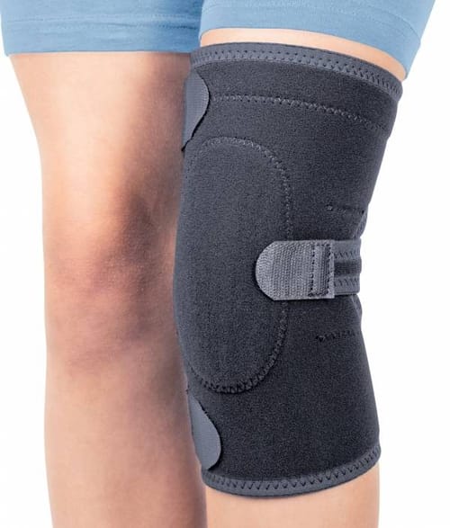 PROTECT JUNIOR Orteză de genunchi mobilă cu protecție